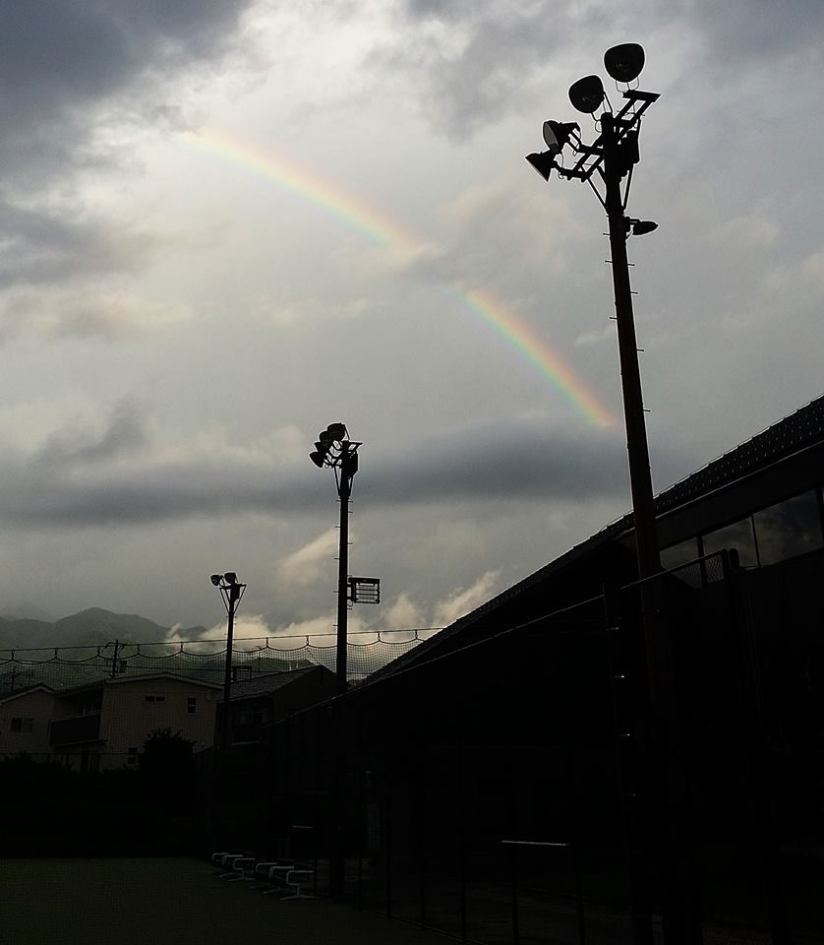 40685053_1857650687655473_618631167872073728_n